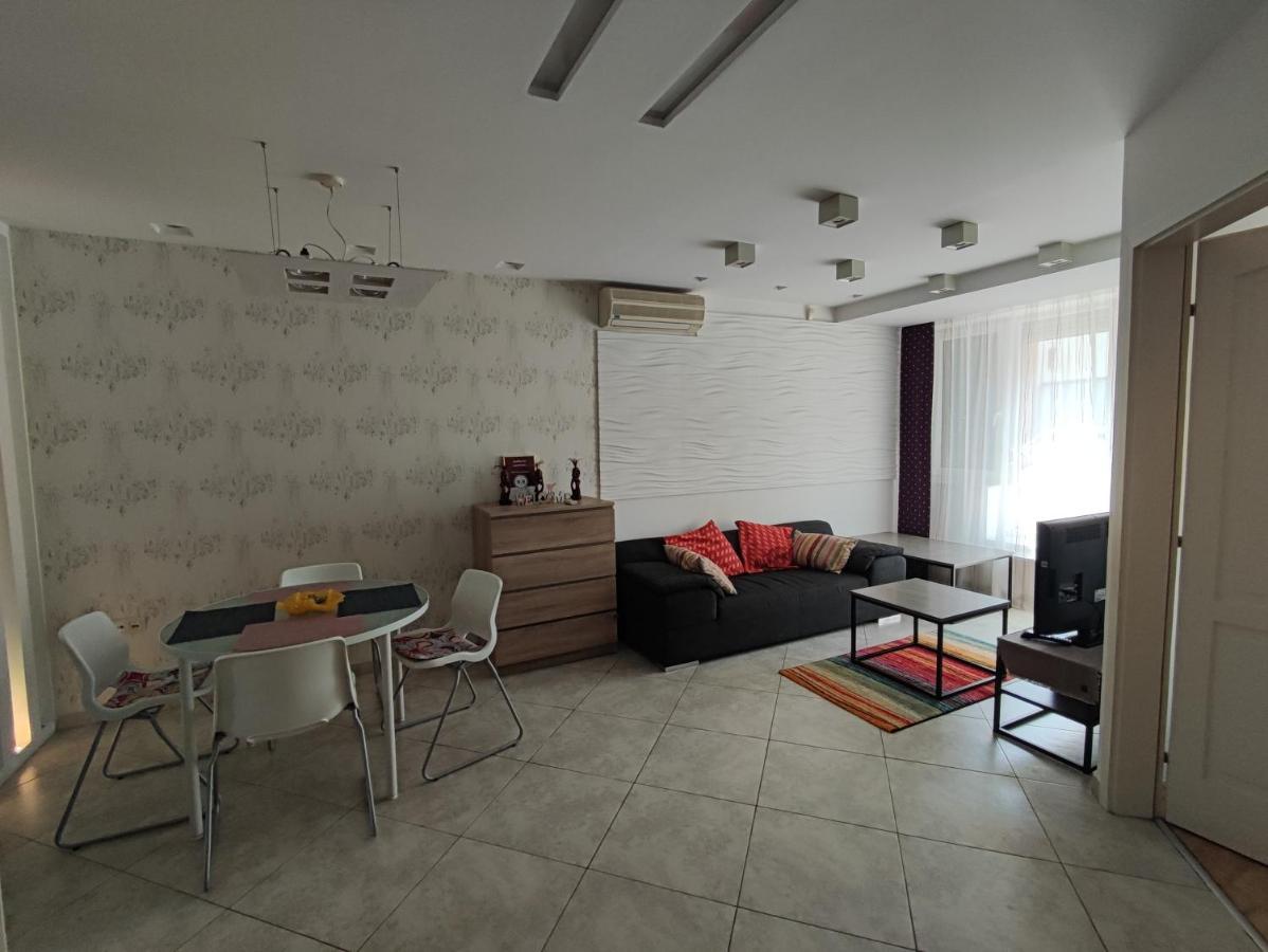City Center Apartman Zalaegerszeg Eksteriør billede