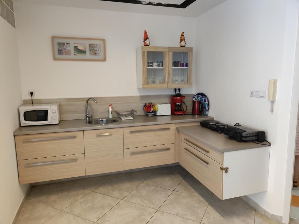 City Center Apartman Zalaegerszeg Eksteriør billede